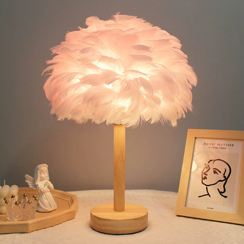Feather table lamp for bedroom