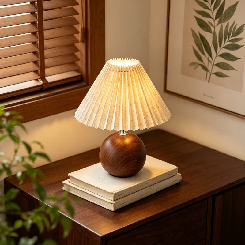 Vintage pleated table lamp/bedside lamp