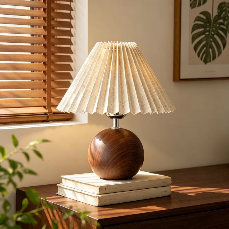 Vintage pleated table lamp/bedside lamp